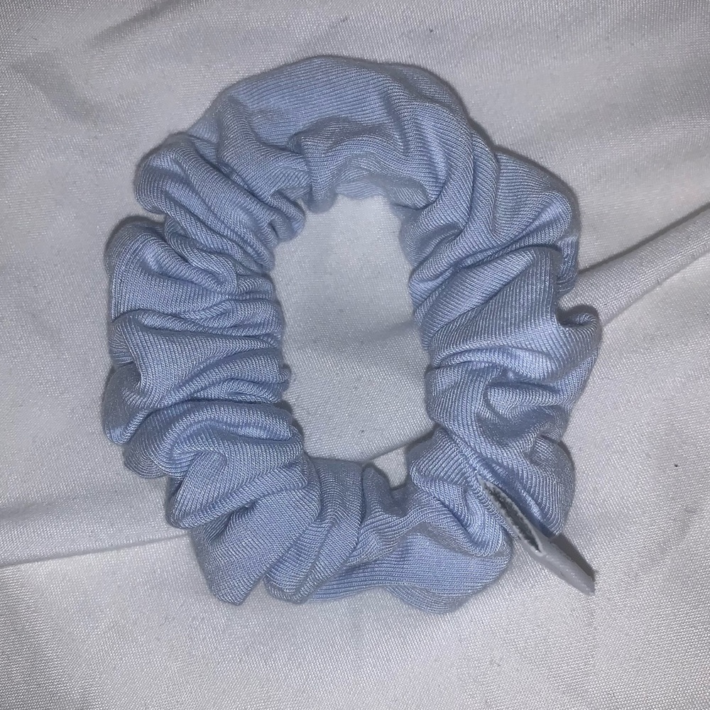 DEW by Kaitlyn Bristowe mini size scrunchie - pale blue